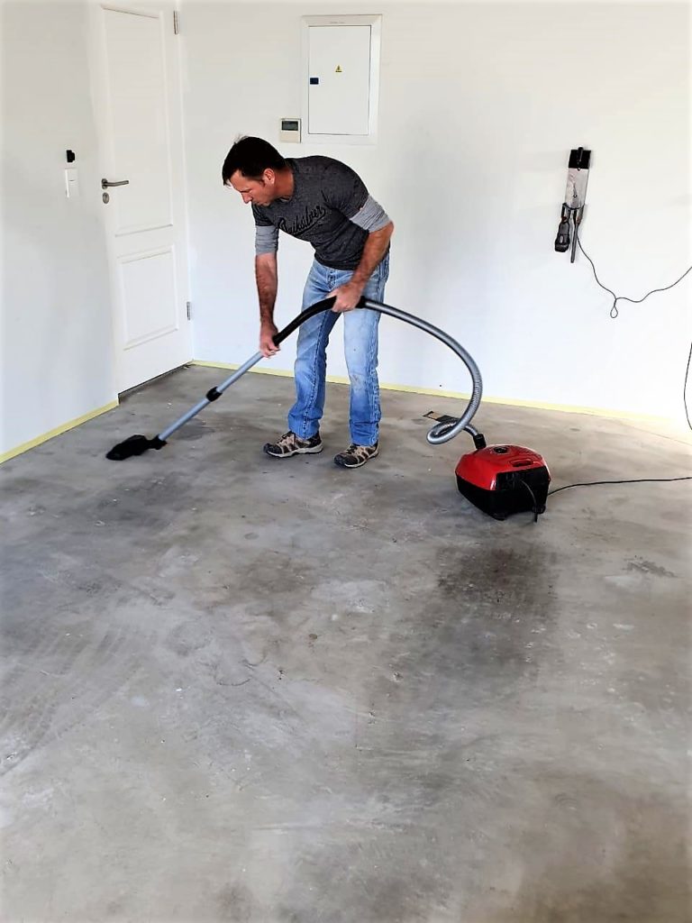 Alcolin Water Based Epoxy Floor Paint. Protective top coat for screeds