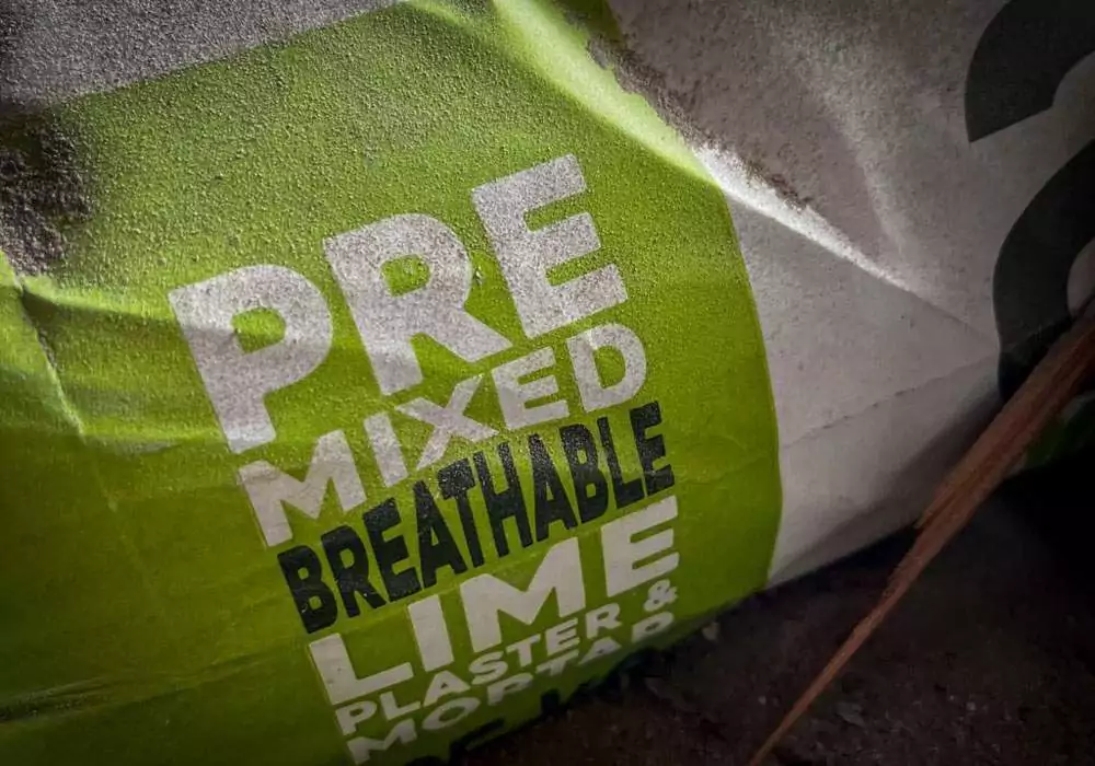 airPLAST Breathable Lime-Based Plasters & Mortars